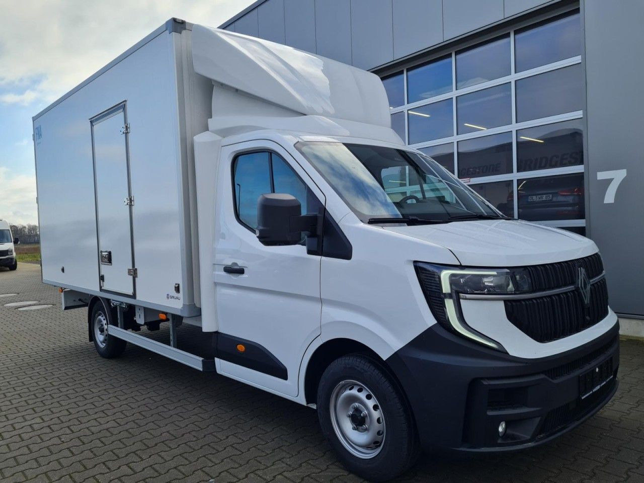Renault Master 35 New Möbel Koffer KLIMA KAMERA TEMPOMAT - 박스 밴 : 사진 4 Renault Master 35 New Möbel Koffer KLIMA KAMERA TEMPOMAT - 박스 밴 : 사진 4