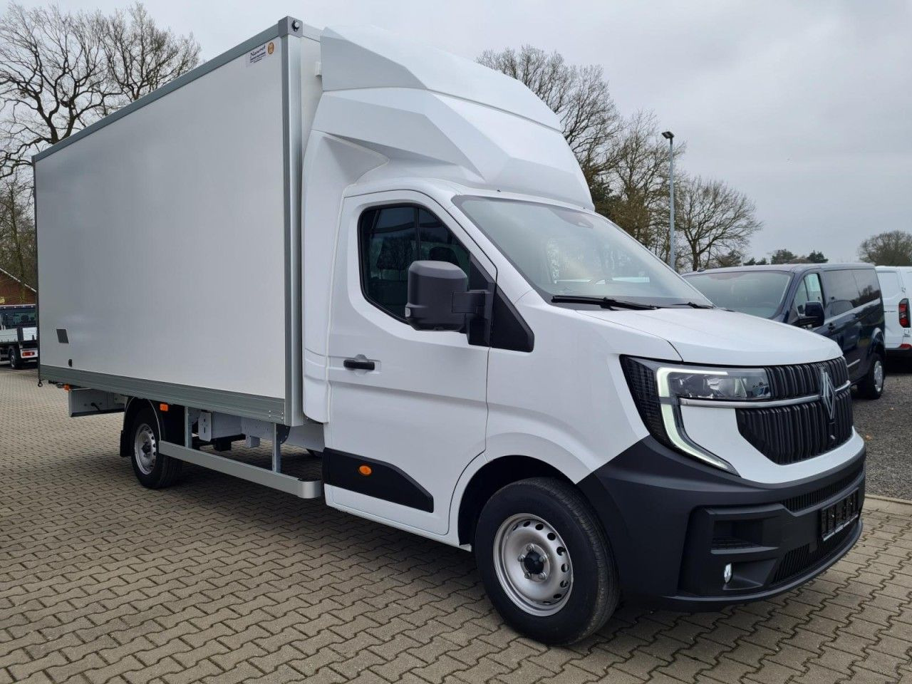 Renault Master 35 New Möbel Koffer KLIMA Tempom LF 4,80m - 박스 밴 : 사진 3 Renault Master 35 New Möbel Koffer KLIMA Tempom LF 4,80m - 박스 밴 : 사진 3