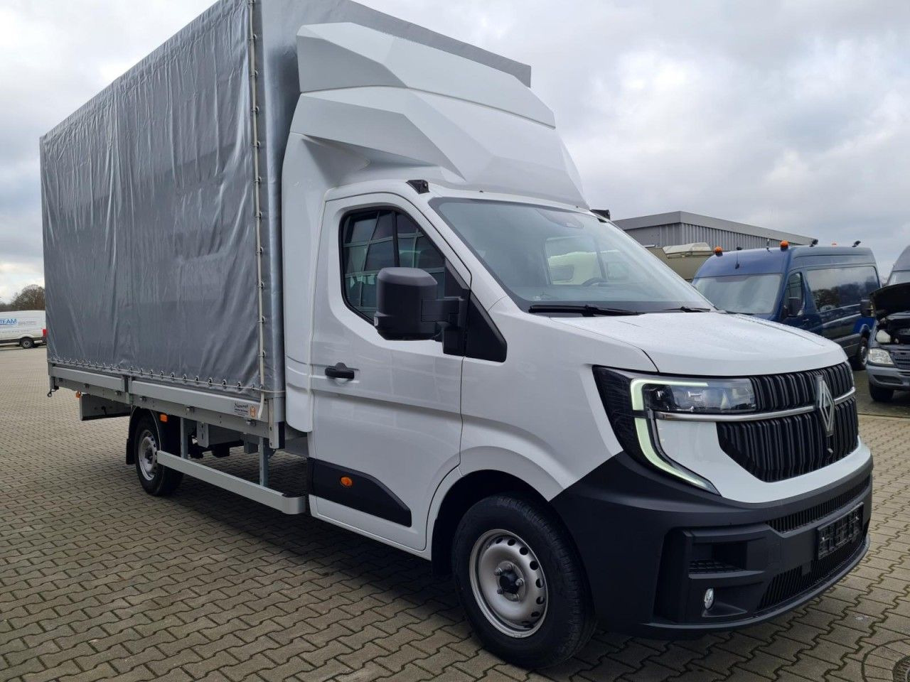 Renault Master 35 New Pritsche Plane 10 Paletten PDC TEM - 커튼 사이드 밴 : 사진 3 Renault Master 35 New Pritsche Plane 10 Paletten PDC TEM - 커튼 사이드 밴 : 사진 3