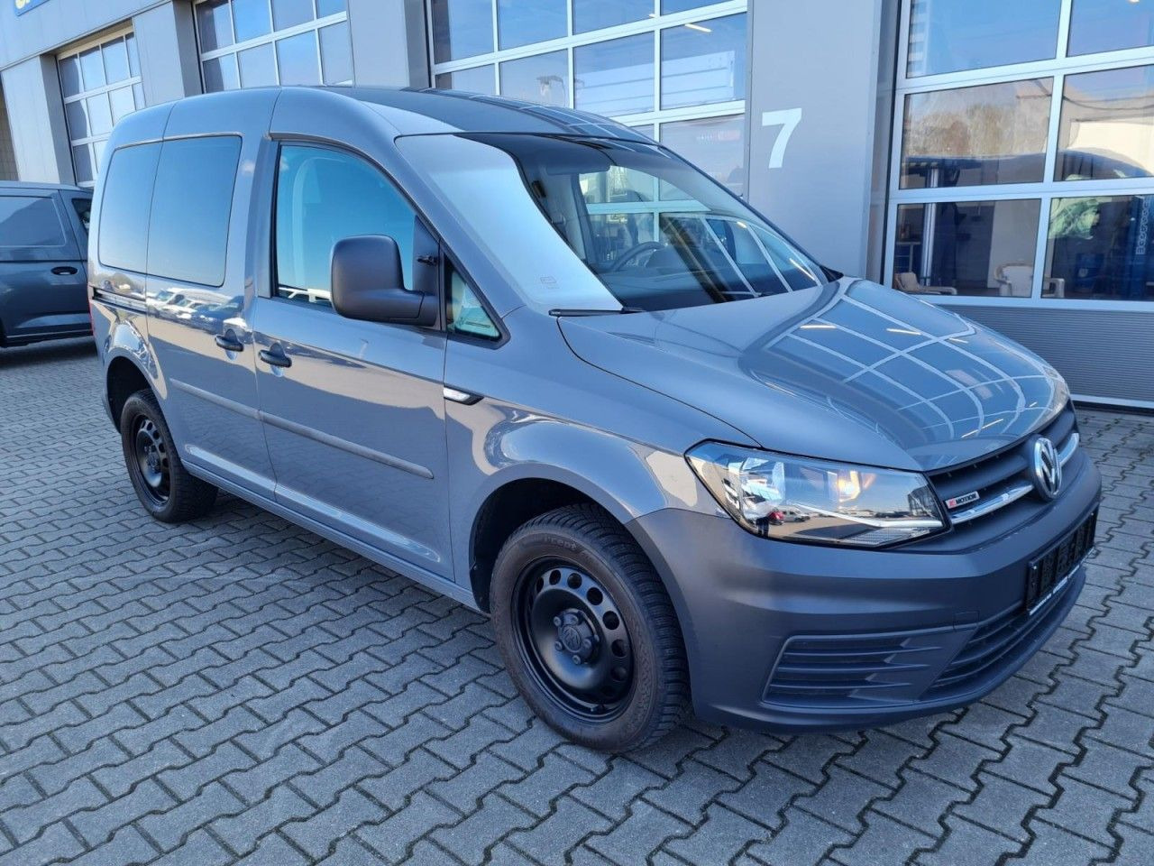 Volkswagen Caddy Kombi 4Motion TDi 5-Sitze KLIMA STHZ TEMPO - 승합차 : 사진 3 Volkswagen Caddy Kombi 4Motion TDi 5-Sitze KLIMA STHZ TEMPO - 승합차 : 사진 3
