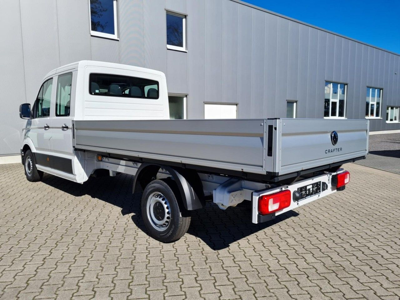 Volkswagen Crafter 35 DOKA 7-Sitze lang L4 KLIMA TEMPOMAT - 플랫베드 밴, 콤비 밴 : 사진 4 Volkswagen Crafter 35 DOKA 7-Sitze lang L4 KLIMA TEMPOMAT - 플랫베드 밴, 콤비 밴 : 사진 4