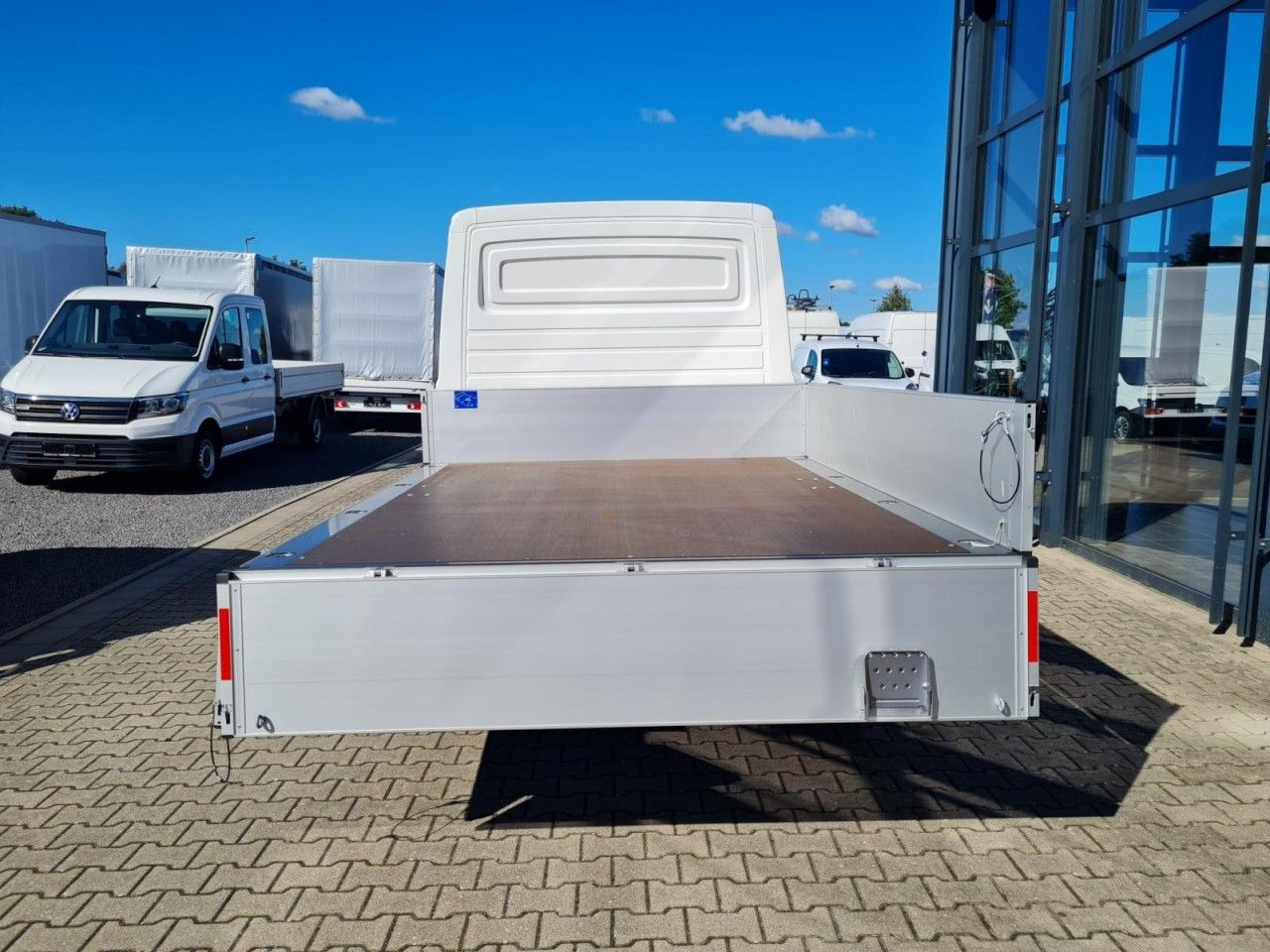 Volkswagen Crafter 35 Doka TDI Pritsche MR KLIMA TEMPOMAT - 플랫베드 밴, 콤비 밴 : 사진 5 Volkswagen Crafter 35 Doka TDI Pritsche MR KLIMA TEMPOMAT - 플랫베드 밴, 콤비 밴 : 사진 5