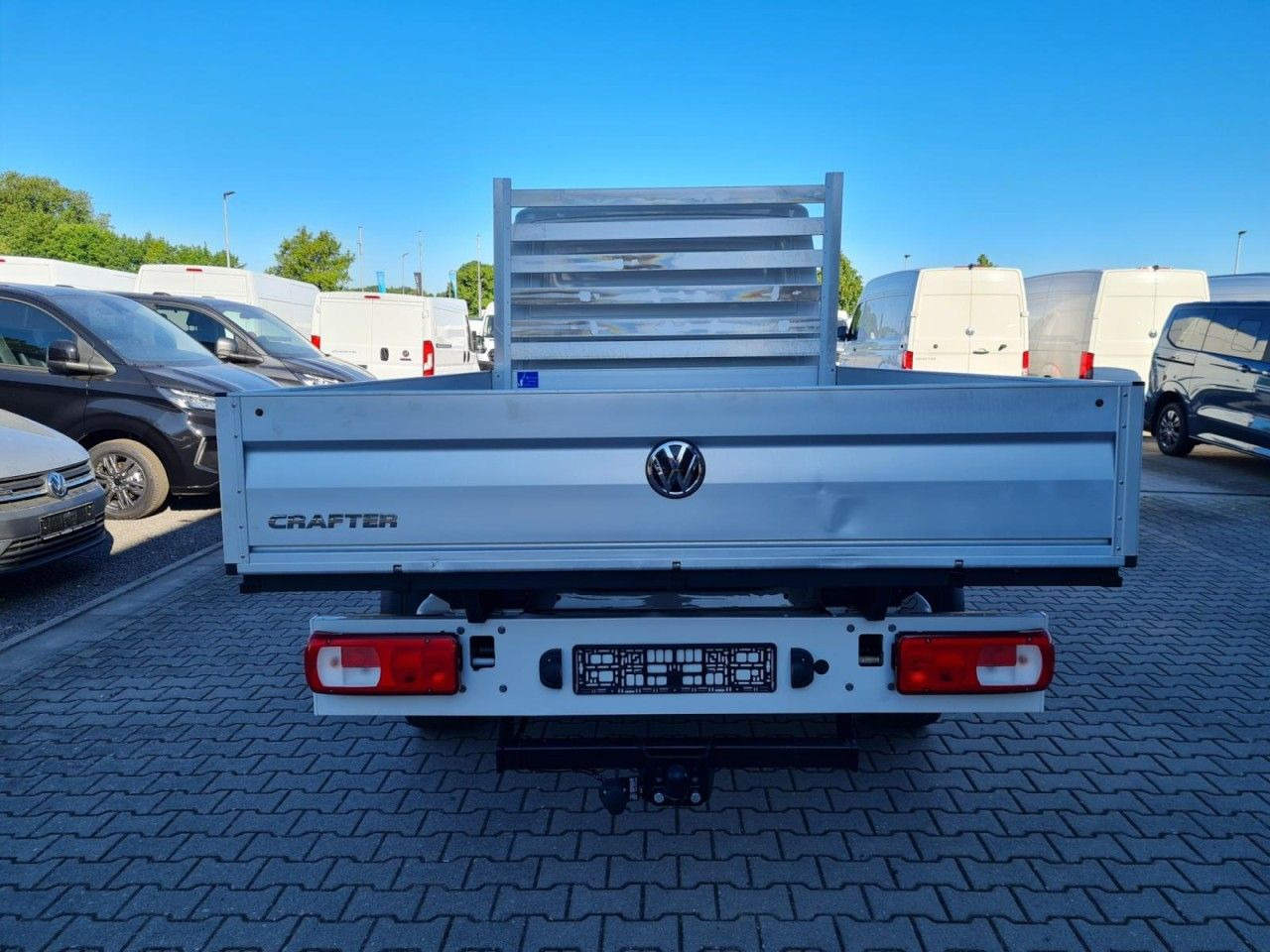 Volkswagen Crafter 35 Doka TDI lang AHK Klima - 플랫베드 밴, 콤비 밴 : 사진 5 Volkswagen Crafter 35 Doka TDI lang AHK Klima - 플랫베드 밴, 콤비 밴 : 사진 5