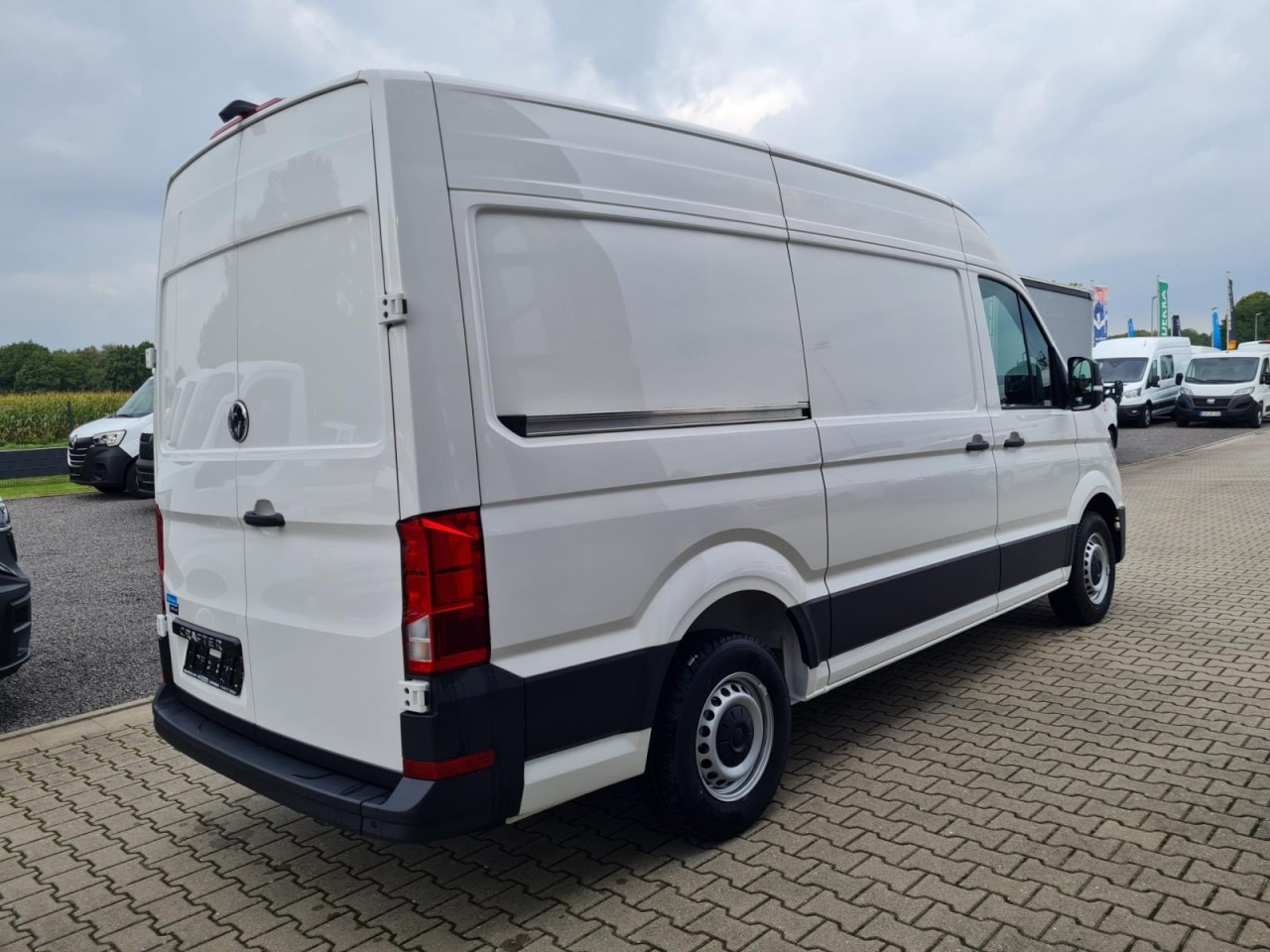 Volkswagen Crafter 35 Kasten TDI L3H3 LED TEMPOMAT AUTOMATIK - 패널 밴 : 사진 4 Volkswagen Crafter 35 Kasten TDI L3H3 LED TEMPOMAT AUTOMATIK - 패널 밴 : 사진 4