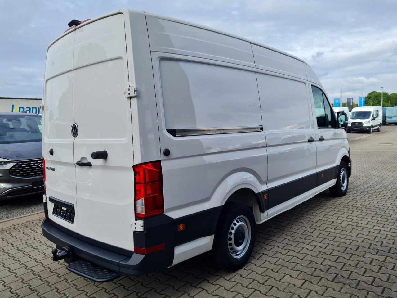Volkswagen Crafter 35 Kasten TDI MR KLIMA KAMERA AUTOMATIK - 패널 밴 : 사진 4 Volkswagen Crafter 35 Kasten TDI MR KLIMA KAMERA AUTOMATIK - 패널 밴 : 사진 4