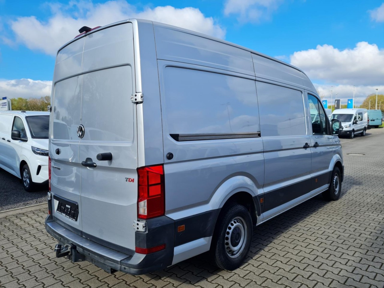 Volkswagen Crafter 35 Kasten TDI MR hoch NAVI KLIMA TEMPOMAT - 패널 밴 : 사진 4 Volkswagen Crafter 35 Kasten TDI MR hoch NAVI KLIMA TEMPOMAT - 패널 밴 : 사진 4