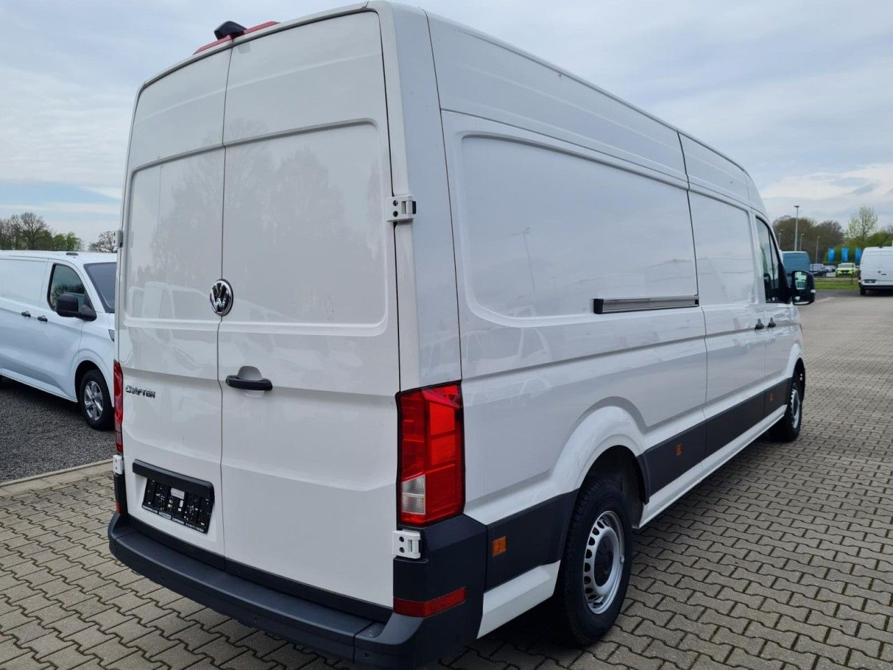 Volkswagen Crafter 35 Kasten lang L4H2 KLIMA NAVI_APP HOLZB - 패널 밴 : 사진 4 Volkswagen Crafter 35 Kasten lang L4H2 KLIMA NAVI_APP HOLZB - 패널 밴 : 사진 4