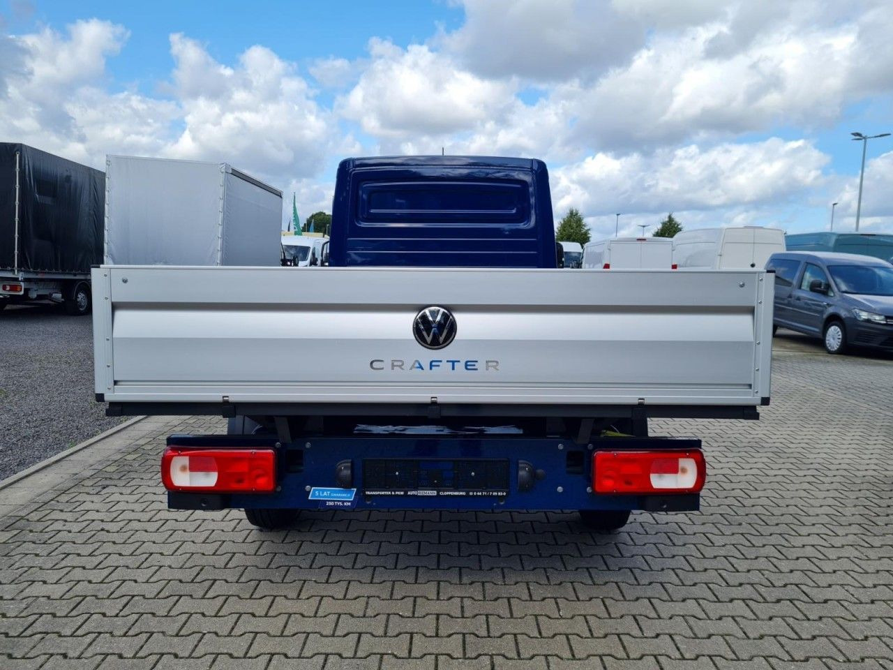 Volkswagen Crafter 35 Pritsche TDI L3 KLIMA TEMPOMAT 3 Sitz - 플랫베드 밴 : 사진 5 Volkswagen Crafter 35 Pritsche TDI L3 KLIMA TEMPOMAT 3 Sitz - 플랫베드 밴 : 사진 5