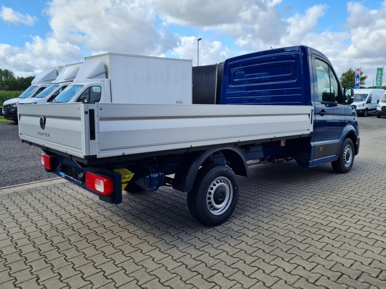 Volkswagen Crafter 35 Pritsche TDI L3 KLIMA TEMPOMAT 3 Sitzer - 플랫베드 밴 : 사진 4 Volkswagen Crafter 35 Pritsche TDI L3 KLIMA TEMPOMAT 3 Sitzer - 플랫베드 밴 : 사진 4