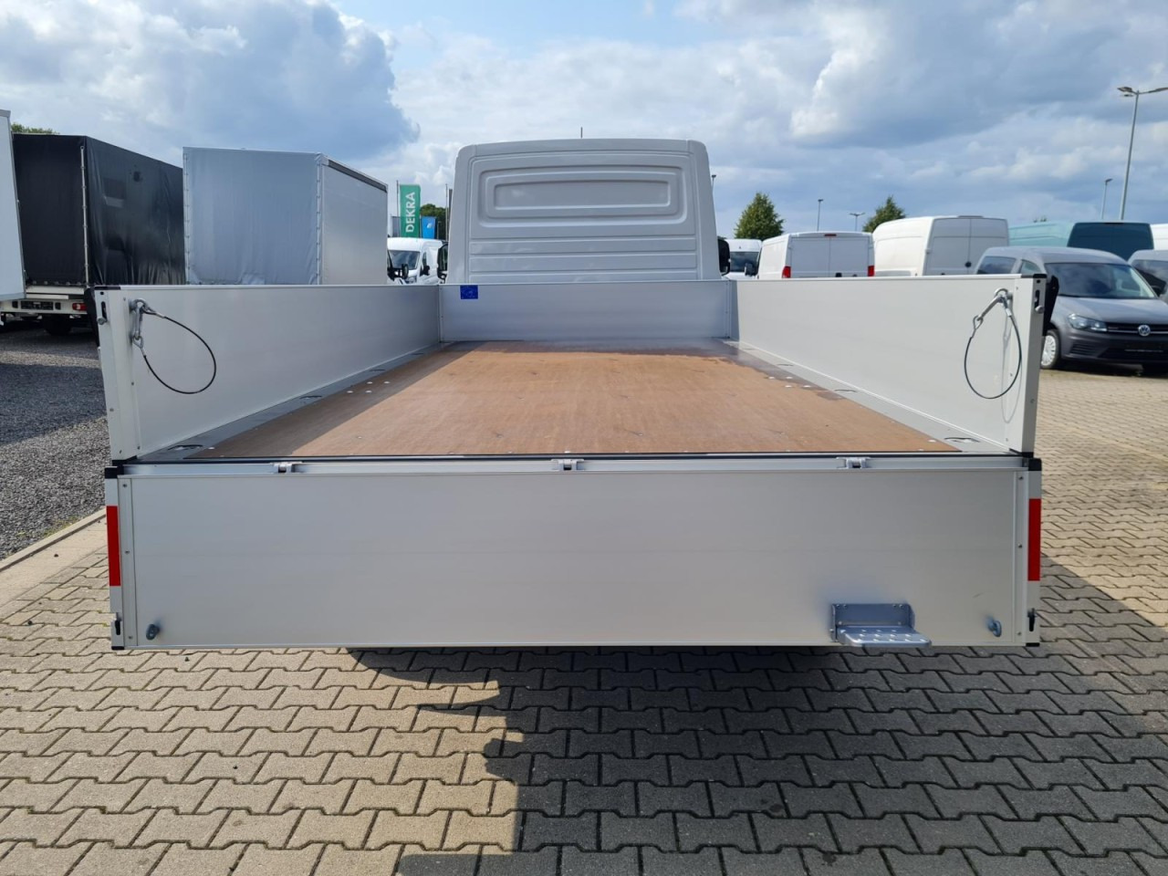 Volkswagen Crafter 35 Pritsche TDi L4 lang KLIMA TEMPOMAT - 플랫베드 밴 : 사진 5 Volkswagen Crafter 35 Pritsche TDi L4 lang KLIMA TEMPOMAT - 플랫베드 밴 : 사진 5