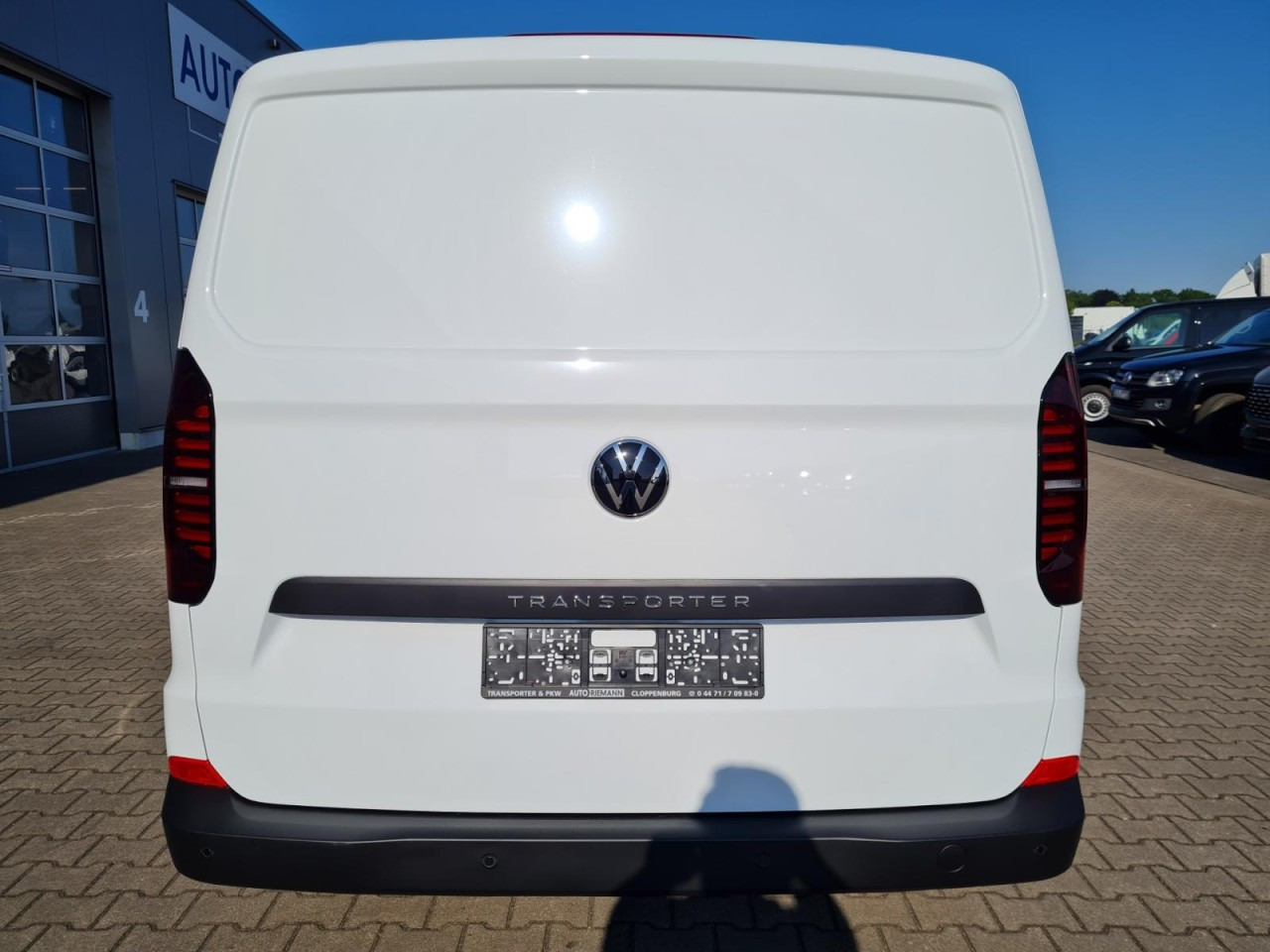 소형 밴 Volkswagen T7 Transporter Kasten TDi L1 Heckklappe KLIMA PDC : 사진 16