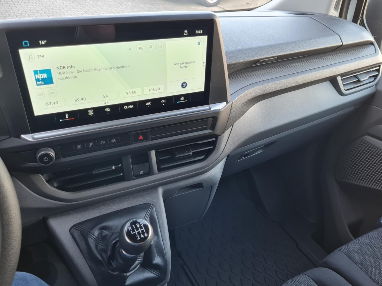 소형 밴 Volkswagen T7 Transporter Kasten TDi L1 Heckklappe KLIMA PDC : 사진 11