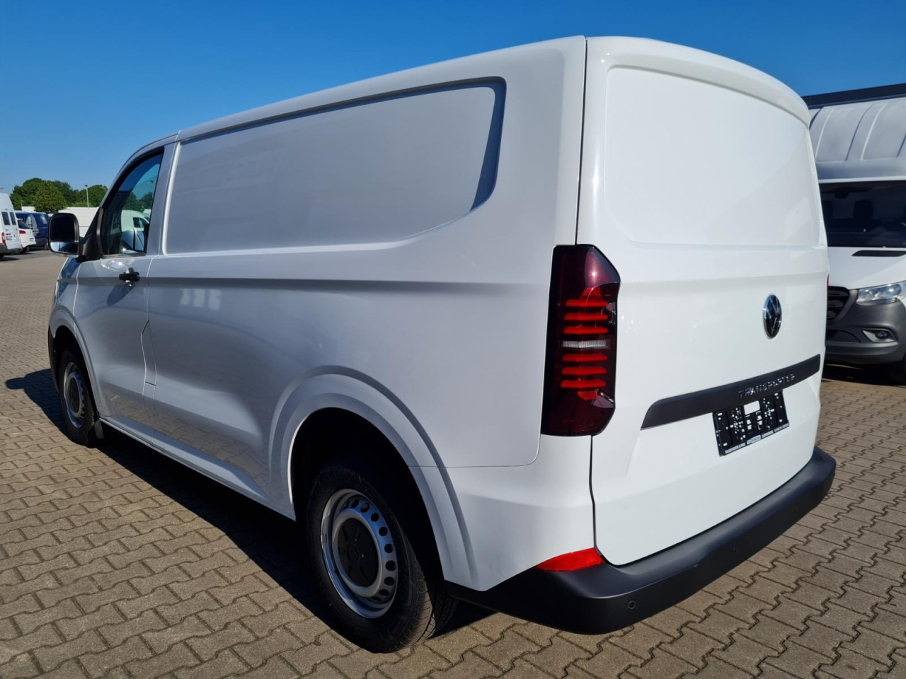소형 밴 Volkswagen T7 Transporter Kasten TDi L1 Heckklappe KLIMA PDC : 사진 7