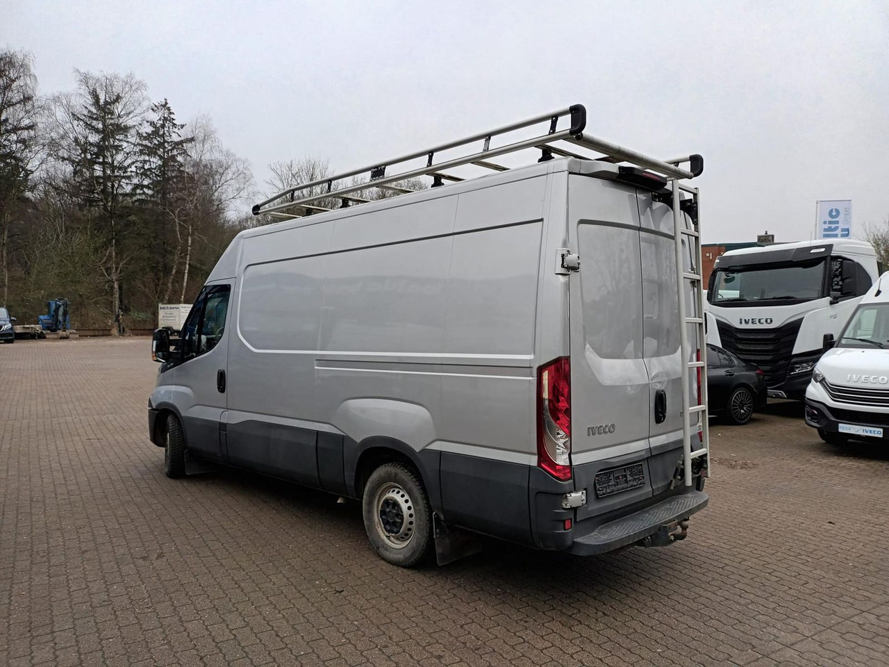 Iveco Daily 35S12V 3520L AHK Dachträger 85 kW (116 ... - 패널 밴 : 사진 2 Iveco Daily 35S12V 3520L AHK Dachträger 85 kW (116 ... - 패널 밴 : 사진 2