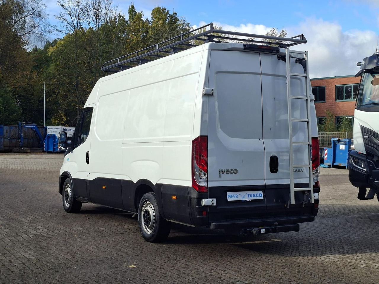 Iveco Daily 35S14EV Radio*Kamera*Regal*AHK*Dachgepäck - 패널 밴 : 사진 3 Iveco Daily 35S14EV Radio*Kamera*Regal*AHK*Dachgepäck - 패널 밴 : 사진 3