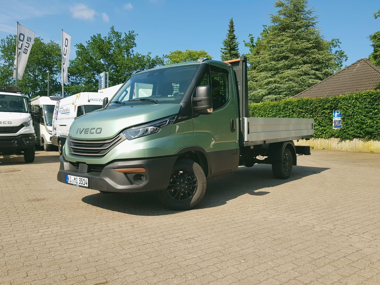 Iveco Daily 35S14HA8 Pritsche AHK 100 kW (136 PS),... - 플랫베드 밴 : 사진 1 Iveco Daily 35S14HA8 Pritsche AHK 100 kW (136 PS),... - 플랫베드 밴 : 사진 1