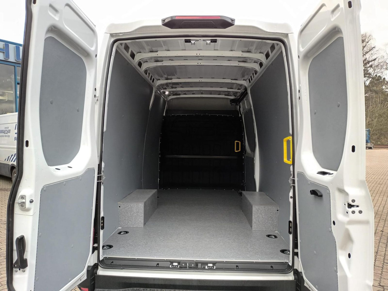 Iveco Daily 35S16A8 V 3520L - ab 0% Finanzieren - 패널 밴 : 사진 5 Iveco Daily 35S16A8 V 3520L - ab 0% Finanzieren - 패널 밴 : 사진 5
