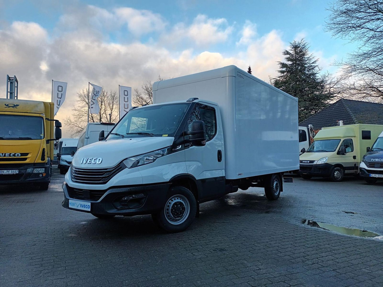 Iveco Daily 35S16HA8 Koffer LBW, Automatik,3x am Lager - 박스 밴 : 사진 1 Iveco Daily 35S16HA8 Koffer LBW, Automatik,3x am Lager - 박스 밴 : 사진 1