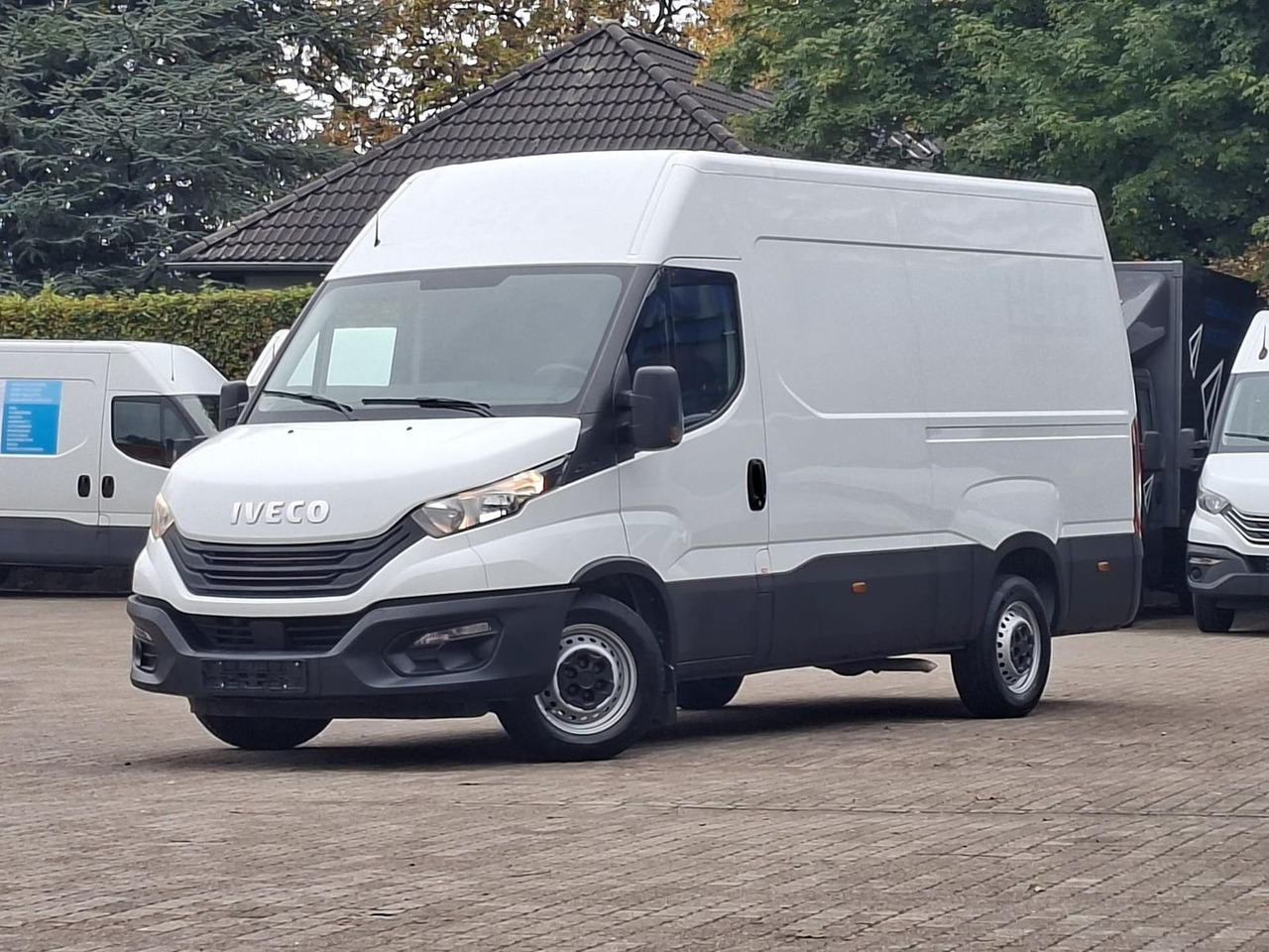 Iveco Daily 35S16V 3520L Klima, Radio - 패널 밴 : 사진 1 Iveco Daily 35S16V 3520L Klima, Radio - 패널 밴 : 사진 1