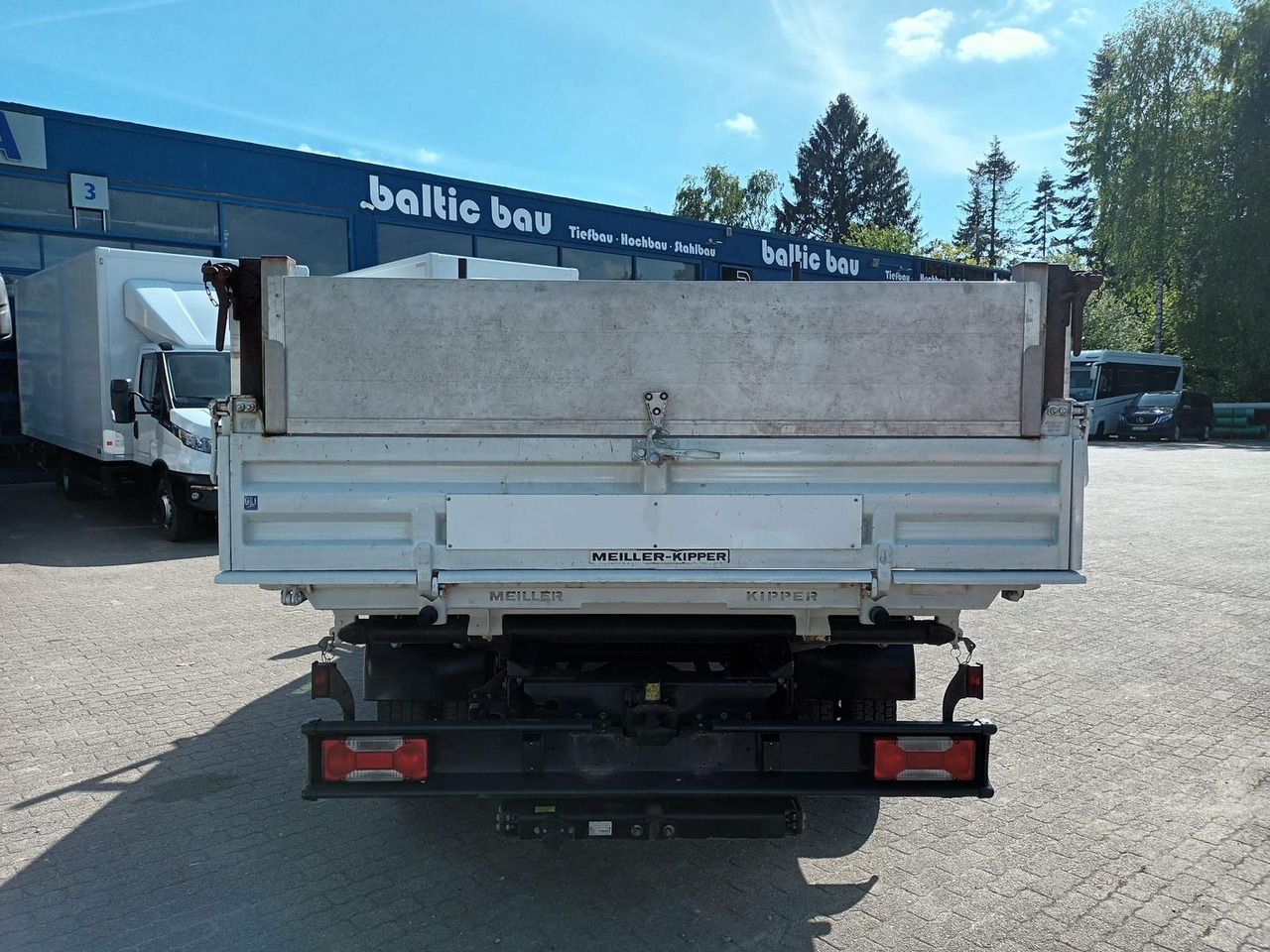 Iveco Daily 70C18H Meiler Dreiseitenkipper, AHK, Klima - 덤프 밴 : 사진 4 Iveco Daily 70C18H Meiler Dreiseitenkipper, AHK, Klima - 덤프 밴 : 사진 4