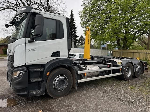 Iveco X-WAY AD280X46Y/PS ON Palfinger PH T20 SLD5 - 덤프트럭 : 사진 4 Iveco X-WAY AD280X46Y/PS ON Palfinger PH T20 SLD5 - 덤프트럭 : 사진 4