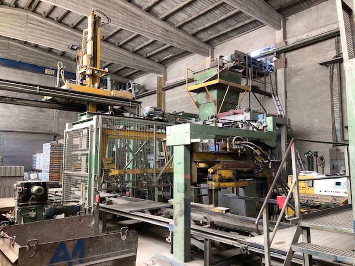 Henke Variant – Brick Manufacturing Plant / Steinfertigungsanlage - 블록 제작 기계 : 사진 3 Henke Variant – Brick Manufacturing Plant / Steinfertigungsanlage - 블록 제작 기계 : 사진 3