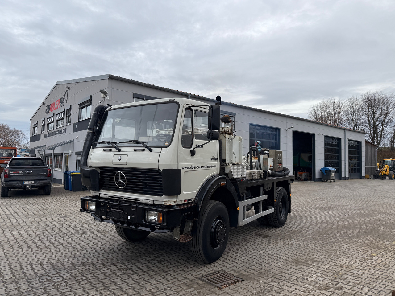 MErcedes-Benz 1928 NG V8 4x4 Uraca Hochdruckpumpe KD412 - 지자체/ 특수 차량, 트럭 : 사진 2 MErcedes-Benz 1928 NG V8 4x4 Uraca Hochdruckpumpe KD412 - 지자체/ 특수 차량, 트럭 : 사진 2