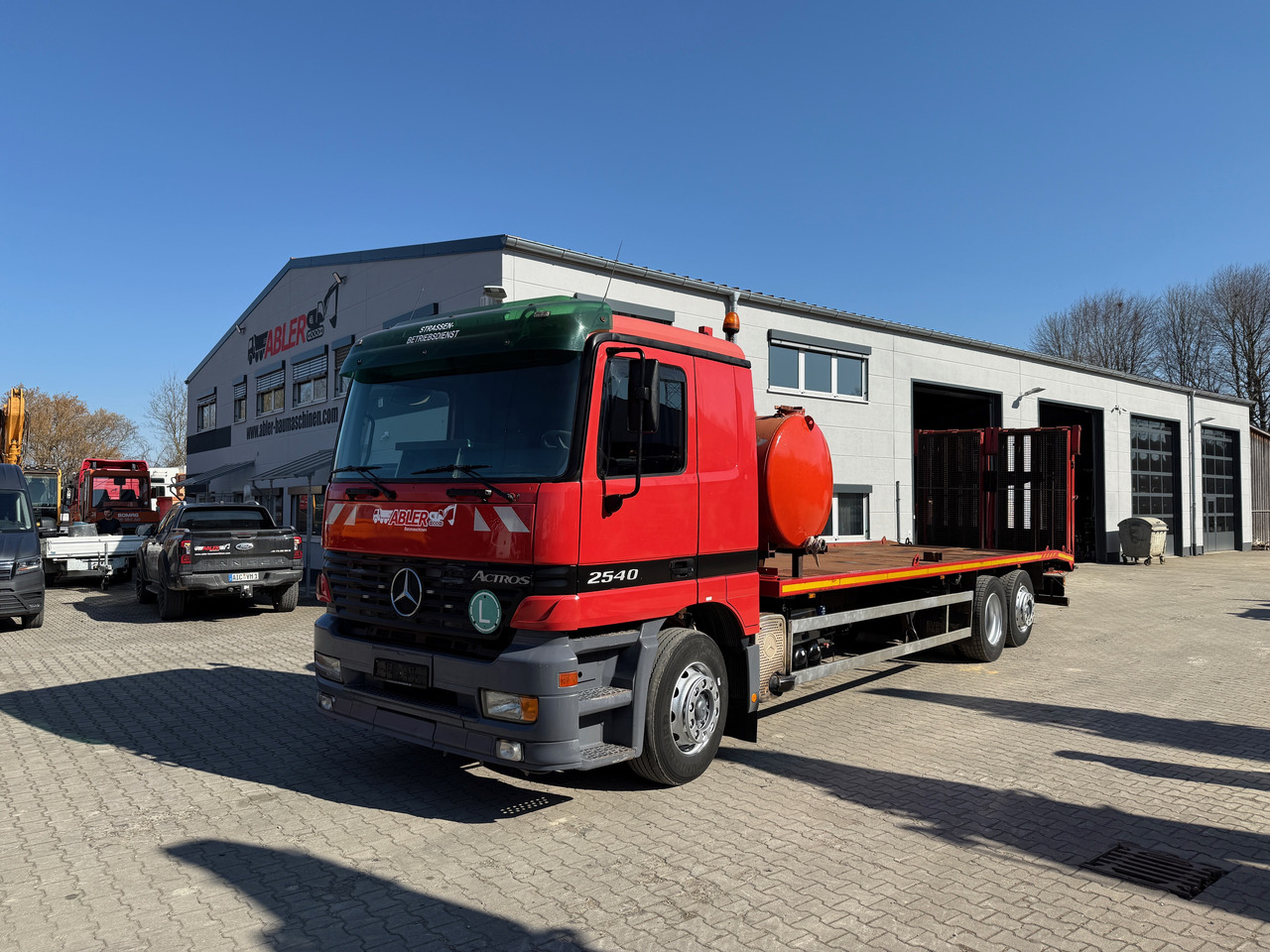 Mercedes-Benz 2540 Actros MP1 Baumaschinentrnasporter - 트럭 : 사진 2 Mercedes-Benz 2540 Actros MP1 Baumaschinentrnasporter - 트럭 : 사진 2