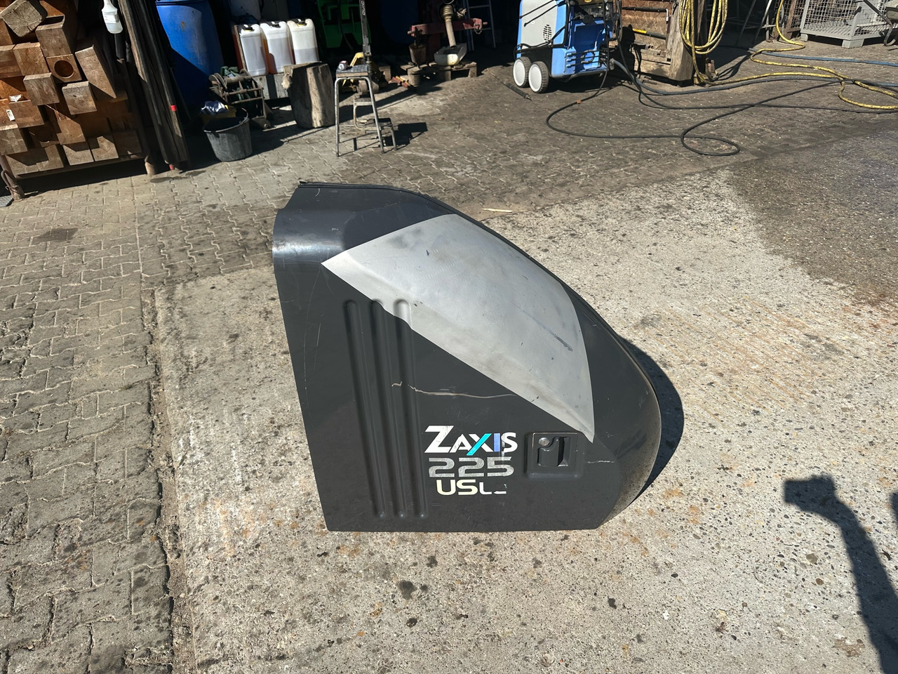 Seitendeckel Hitachi Zaxis 225 USL C - 보디 및 외관 크롤러 굴삭기 용 : 사진 1 Seitendeckel Hitachi Zaxis 225 USL C - 보디 및 외관 크롤러 굴삭기 용 : 사진 1