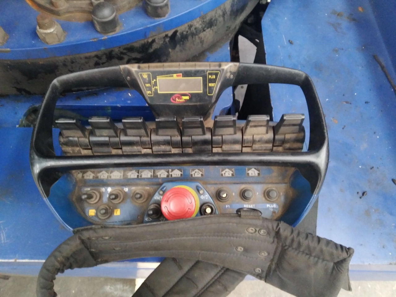 Grúa PM 48 SP - 로더 크레인 트럭 용 : 사진 1 Grúa PM 48 SP - 로더 크레인 트럭 용 : 사진 1