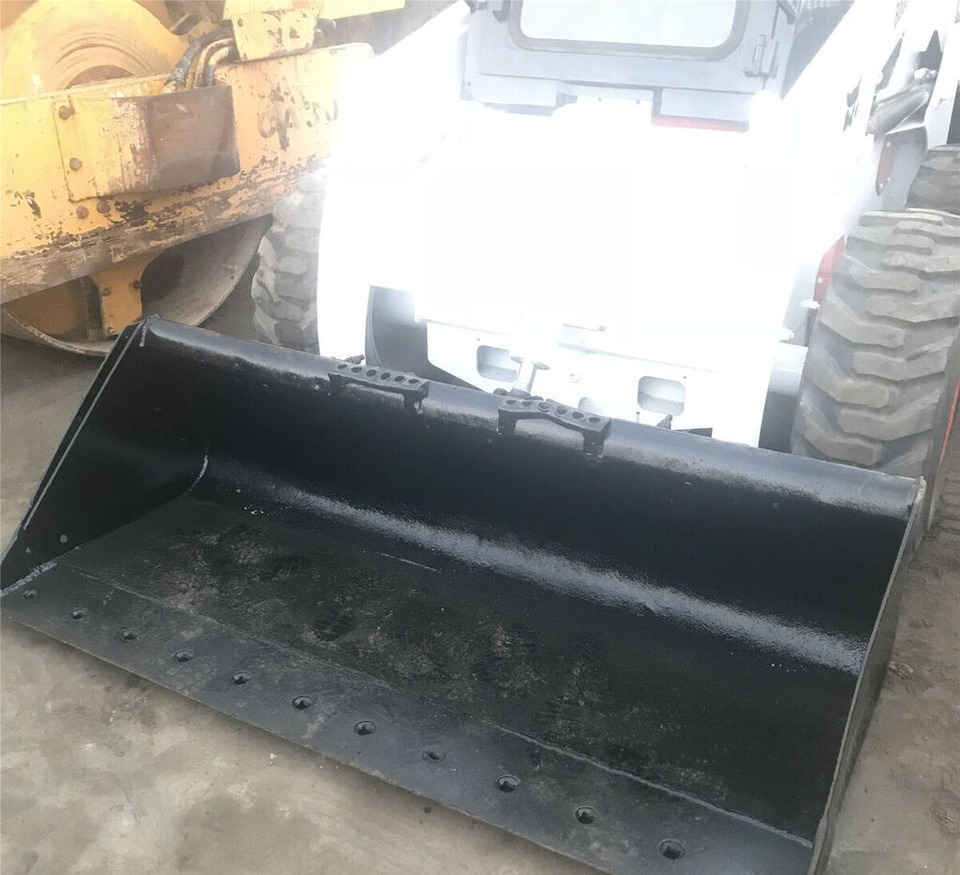 Bobcat S250 - 스키드 스티어 로더 : 사진 5 Bobcat S250 - 스키드 스티어 로더 : 사진 5