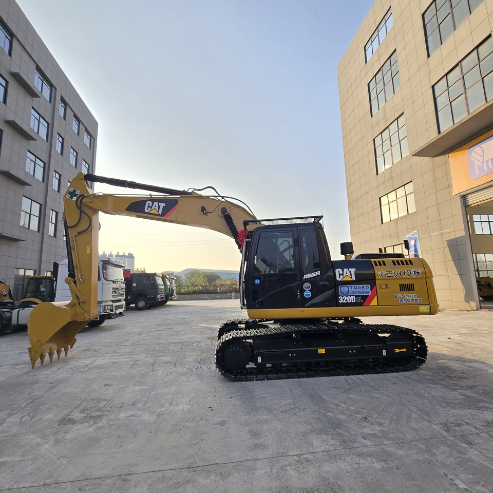 CATERPILLAR 320D - 굴착기 : 사진 3 CATERPILLAR 320D - 굴착기 : 사진 3