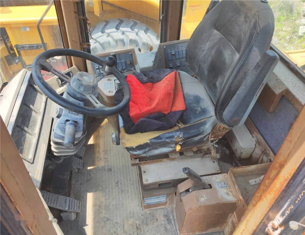 Caterpillar 950 F - 휠 로더 : 사진 3 Caterpillar 950 F - 휠 로더 : 사진 3