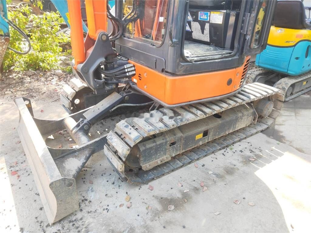 Hitachi ZX 30 - 미니 굴삭기 : 사진 5 Hitachi ZX 30 - 미니 굴삭기 : 사진 5