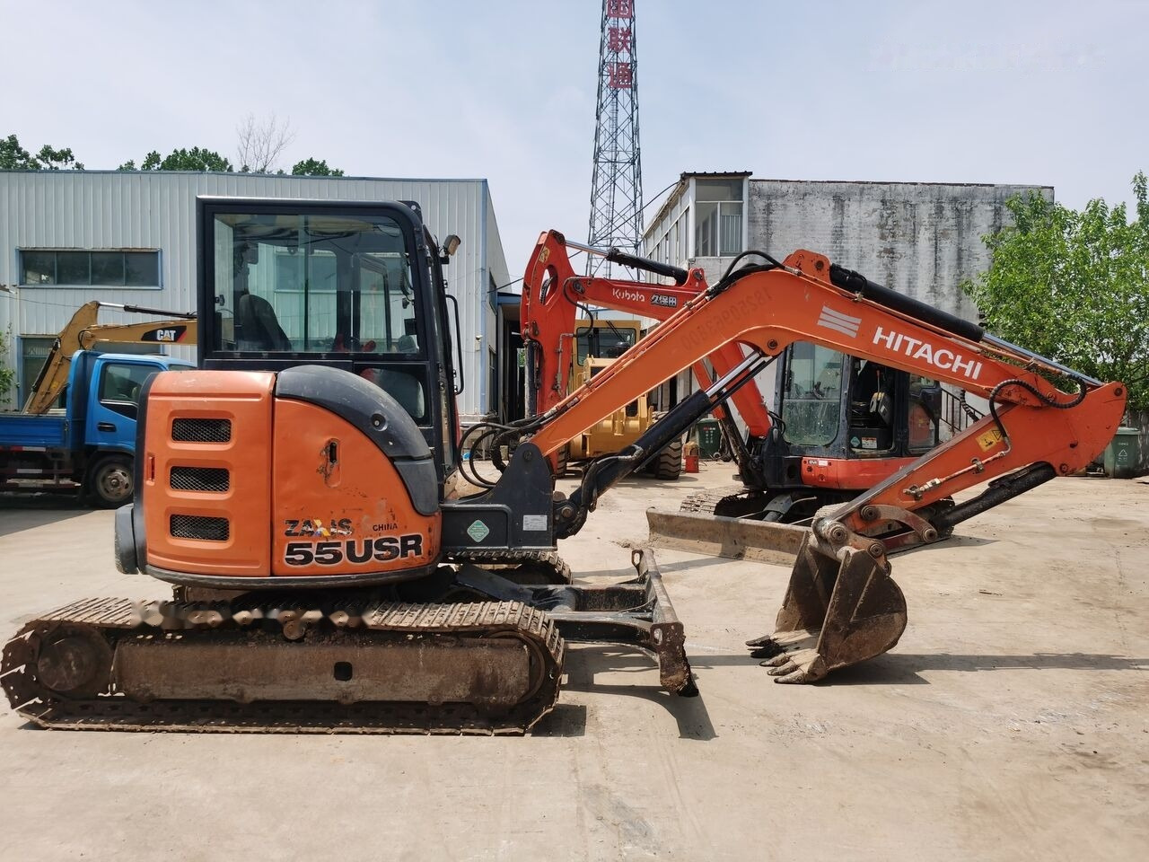 Hitachi ZX55USR-5A - 미니 굴삭기 : 사진 1 Hitachi ZX55USR-5A - 미니 굴삭기 : 사진 1
