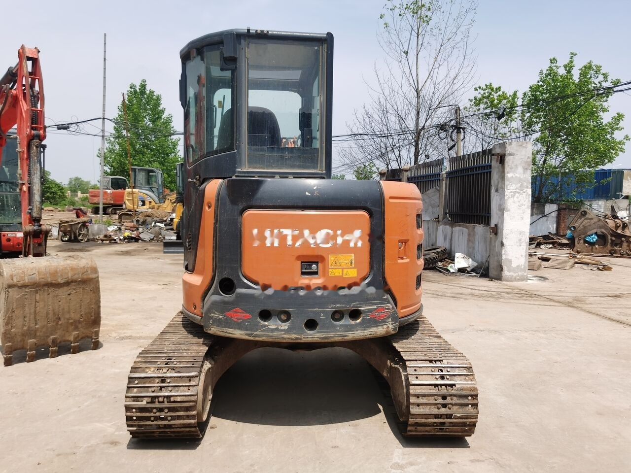 Hitachi ZX55USR-5A - 미니 굴삭기 : 사진 3 Hitachi ZX55USR-5A - 미니 굴삭기 : 사진 3
