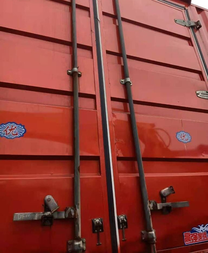 Howo 8X4 Box Truck Box Van - 컨테이너 운반 장치/ 스와프 보디 트럭 : 사진 4 Howo 8X4 Box Truck Box Van - 컨테이너 운반 장치/ 스와프 보디 트럭 : 사진 4