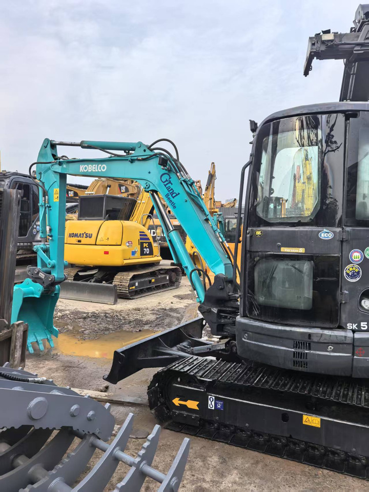 KOBELCO SK55 - 미니 굴삭기 : 사진 2 KOBELCO SK55 - 미니 굴삭기 : 사진 2