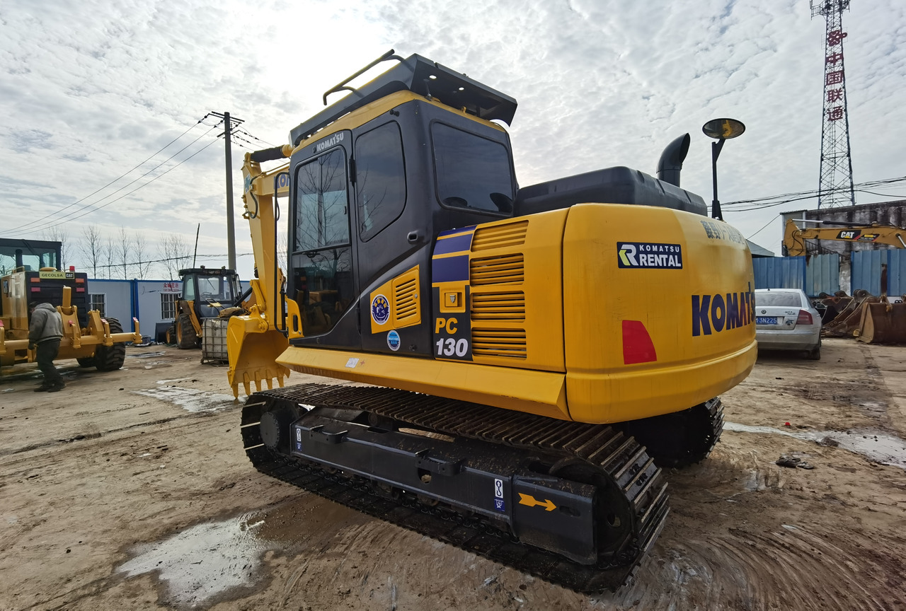 굴착기 KOMATSU PC130 : 사진 6
