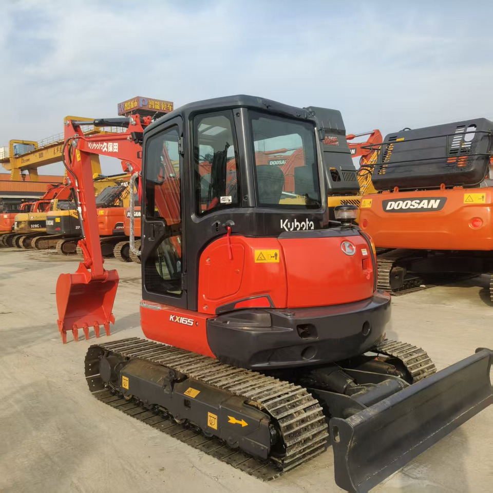 KUBOTA KX165 - 미니 굴삭기 : 사진 5 KUBOTA KX165 - 미니 굴삭기 : 사진 5