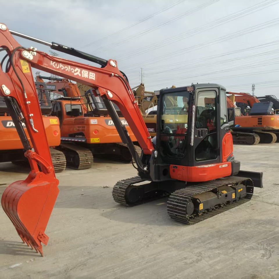 KUBOTA KX165 - 미니 굴삭기 : 사진 2 KUBOTA KX165 - 미니 굴삭기 : 사진 2