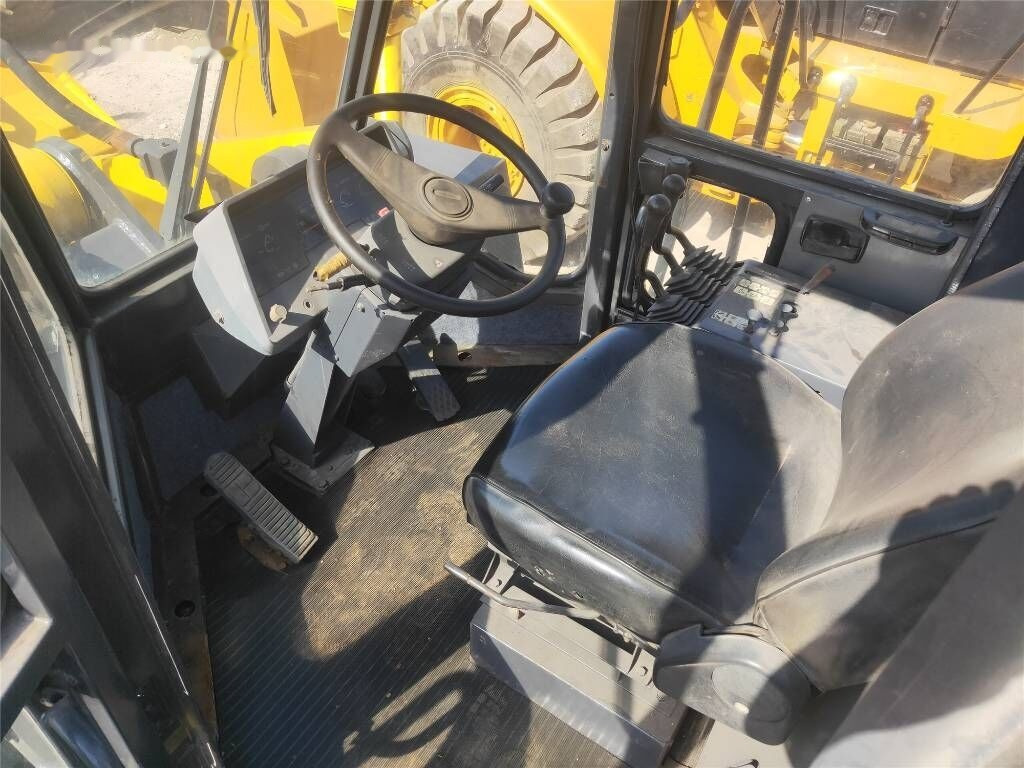 휠 로더 Komatsu WA470 : 사진 7