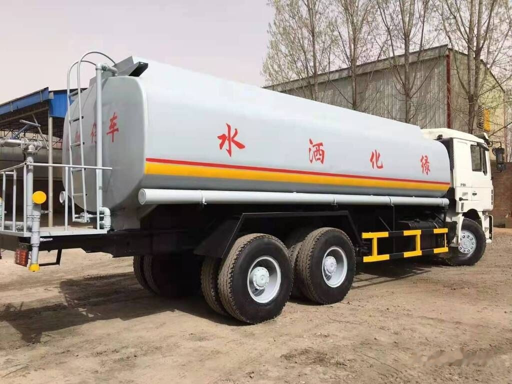 Shacman F3000 - 진공 흡입 트럭 : 사진 3 Shacman F3000 - 진공 흡입 트럭 : 사진 3
