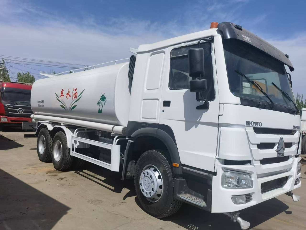 Sinotruk HOWO 371 6*4 Sprinkler truck - 지자체/ 특수 차량 : 사진 1 Sinotruk HOWO 371 6*4 Sprinkler truck - 지자체/ 특수 차량 : 사진 1