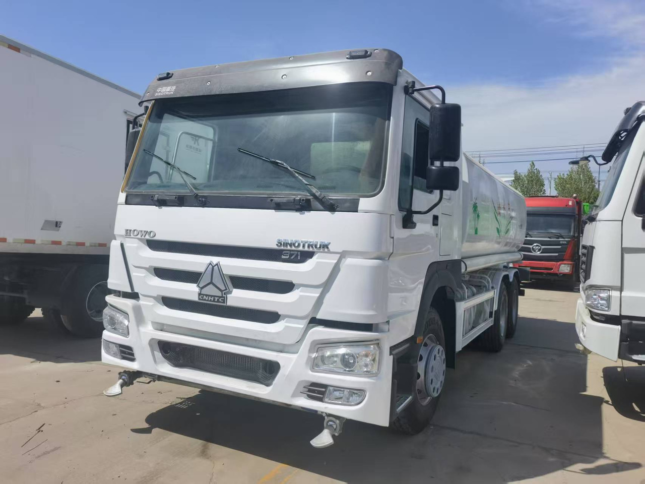 Sinotruk HOWO 371 6*4 Sprinkler truck - 지자체/ 특수 차량 : 사진 4 Sinotruk HOWO 371 6*4 Sprinkler truck - 지자체/ 특수 차량 : 사진 4