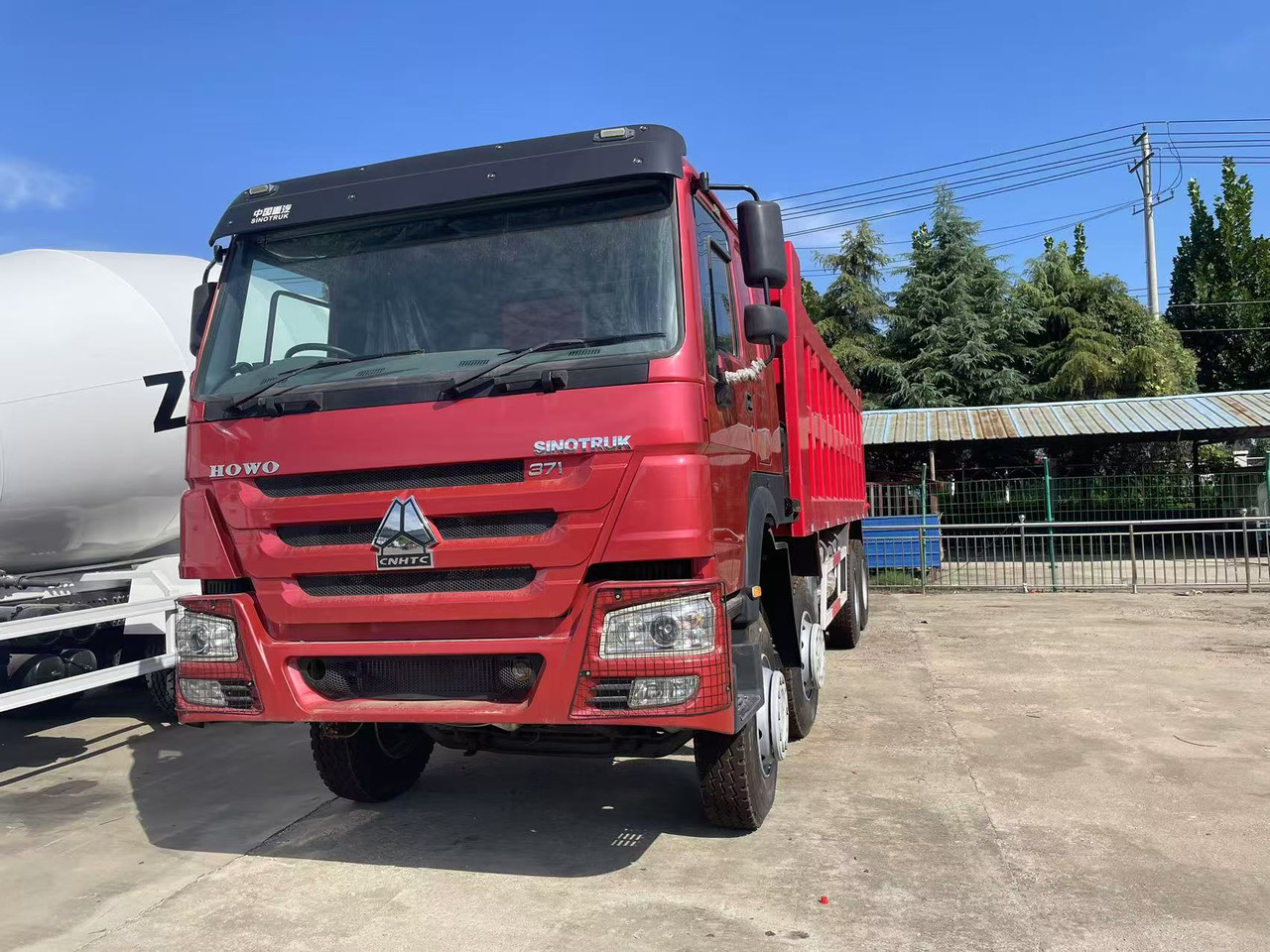 Sinotruk HOWO 371 8*4 Dump truck - 덤프트럭 : 사진 4 Sinotruk HOWO 371 8*4 Dump truck - 덤프트럭 : 사진 4