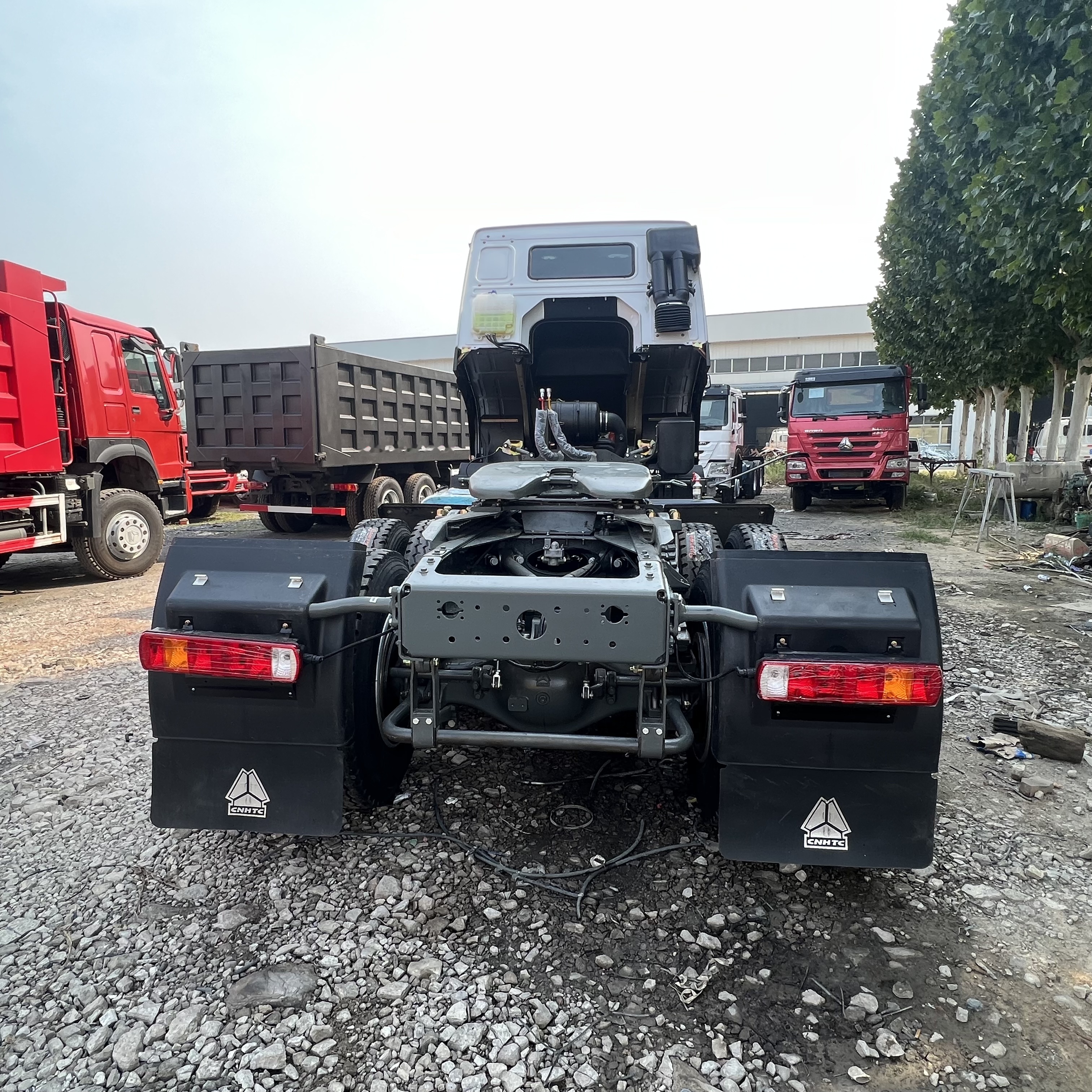 Sinotruk HOWO 371 Tractor - 트랙터 유닛 : 사진 2 Sinotruk HOWO 371 Tractor - 트랙터 유닛 : 사진 2