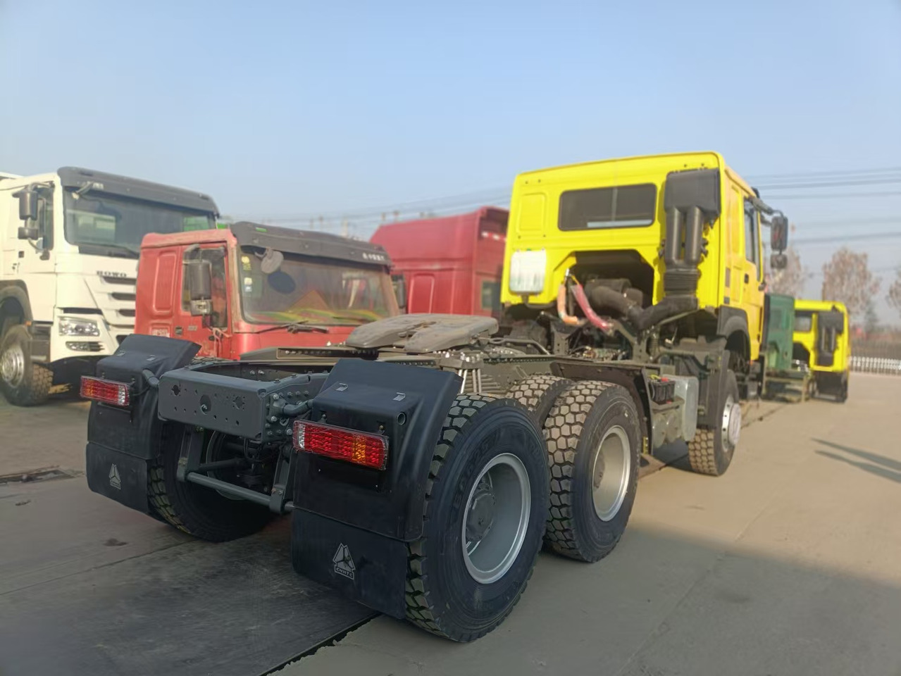 Sinotruk HOWO 430 6*4 Tractor - 트랙터 유닛 : 사진 2 Sinotruk HOWO 430 6*4 Tractor - 트랙터 유닛 : 사진 2