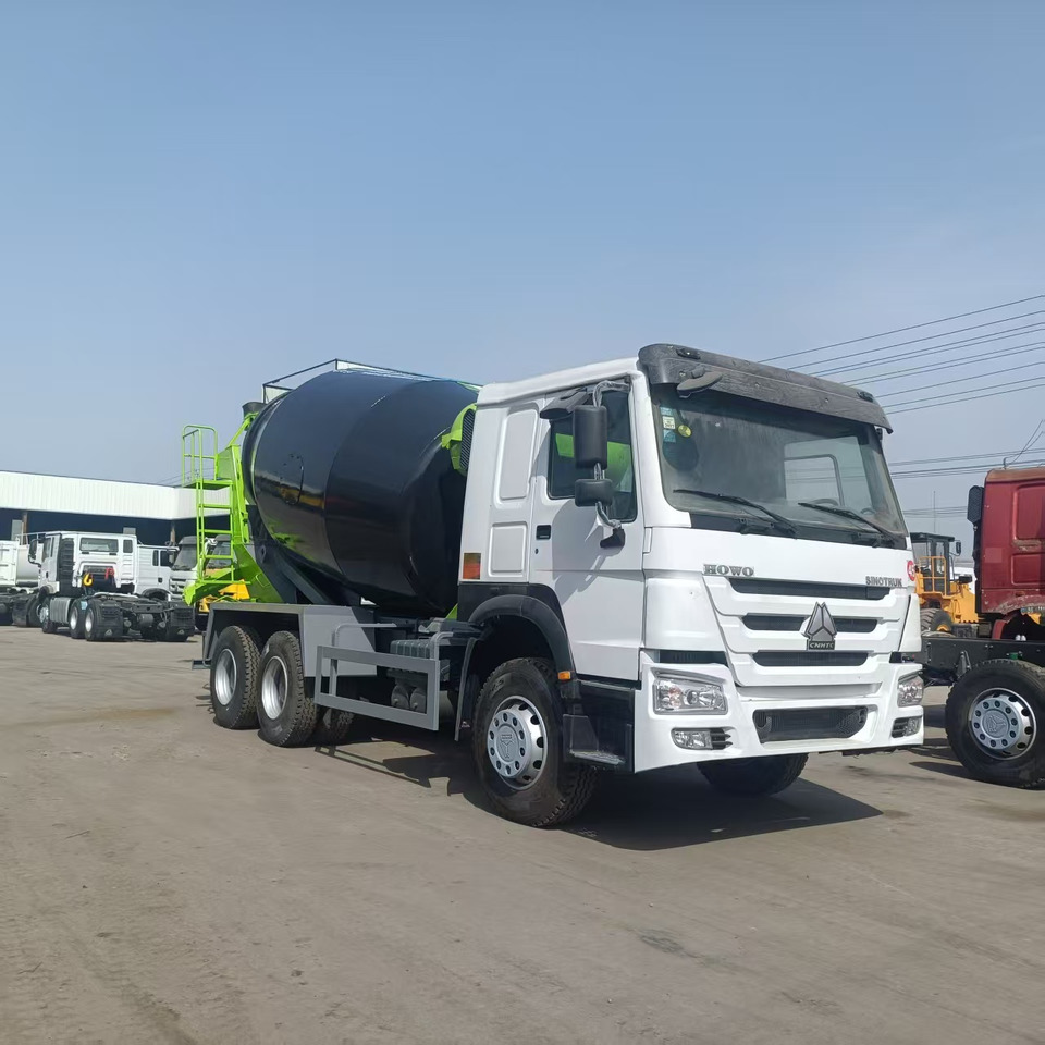 Sinotruk HOWO 6*4 Concrete mixer truck - 콘크리트 믹서 트럭 : 사진 2 Sinotruk HOWO 6*4 Concrete mixer truck - 콘크리트 믹서 트럭 : 사진 2