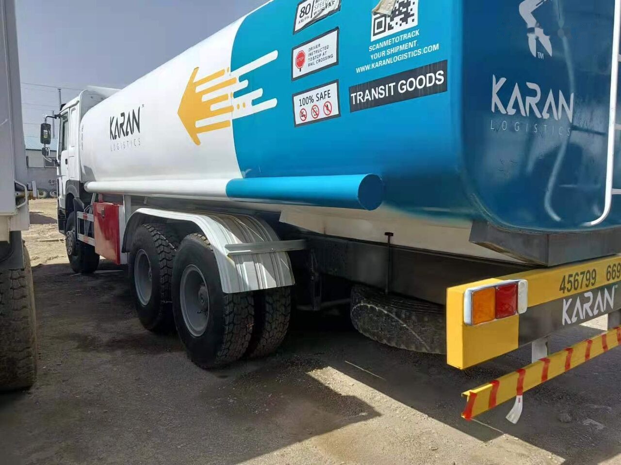 Sinotruk HOWO 6*4 Fuel Tank Truck - 유조트럭 : 사진 4 Sinotruk HOWO 6*4 Fuel Tank Truck - 유조트럭 : 사진 4